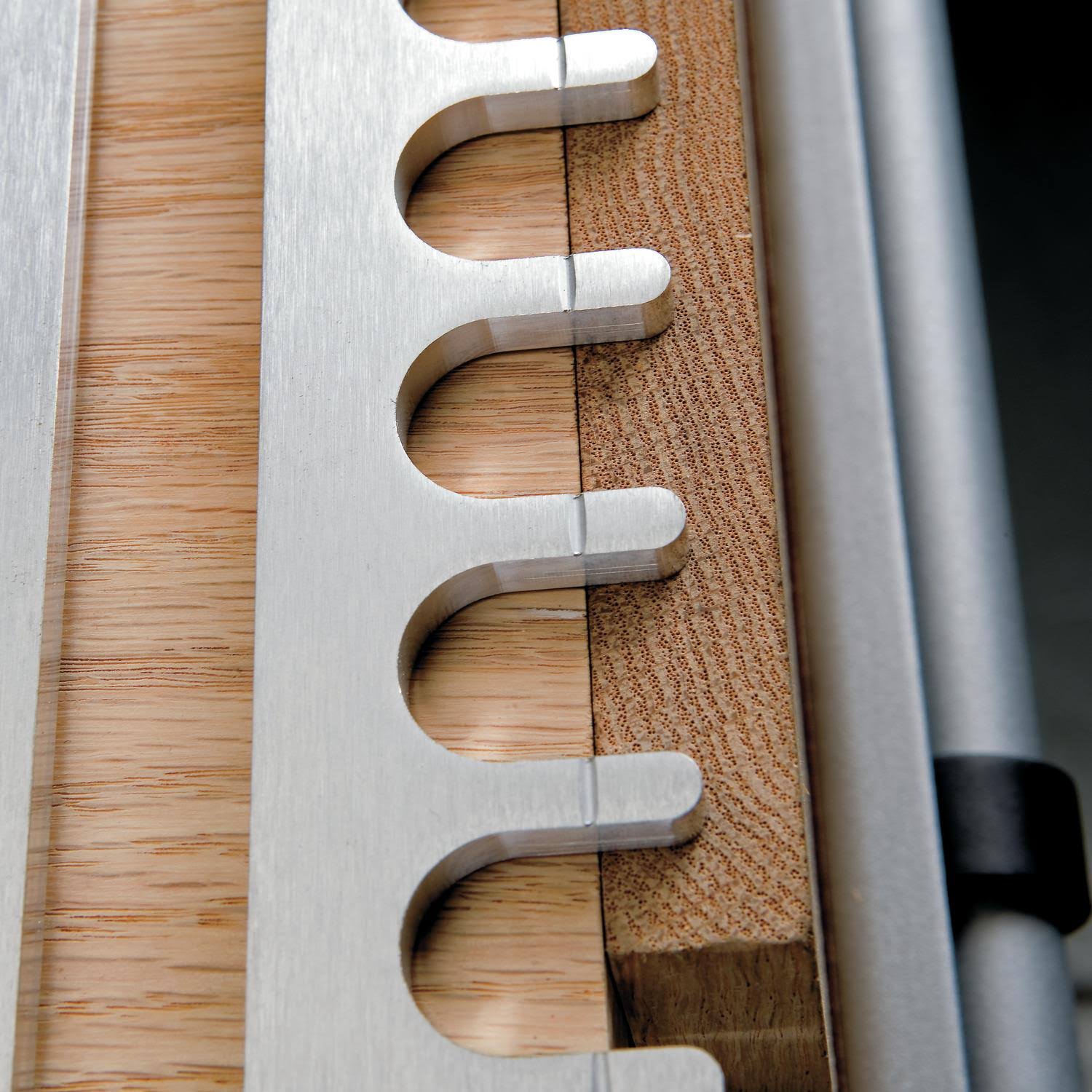 Porter-Cable 4216 12 in. Deluxe Dovetail Jig Combination Kit - Image 9